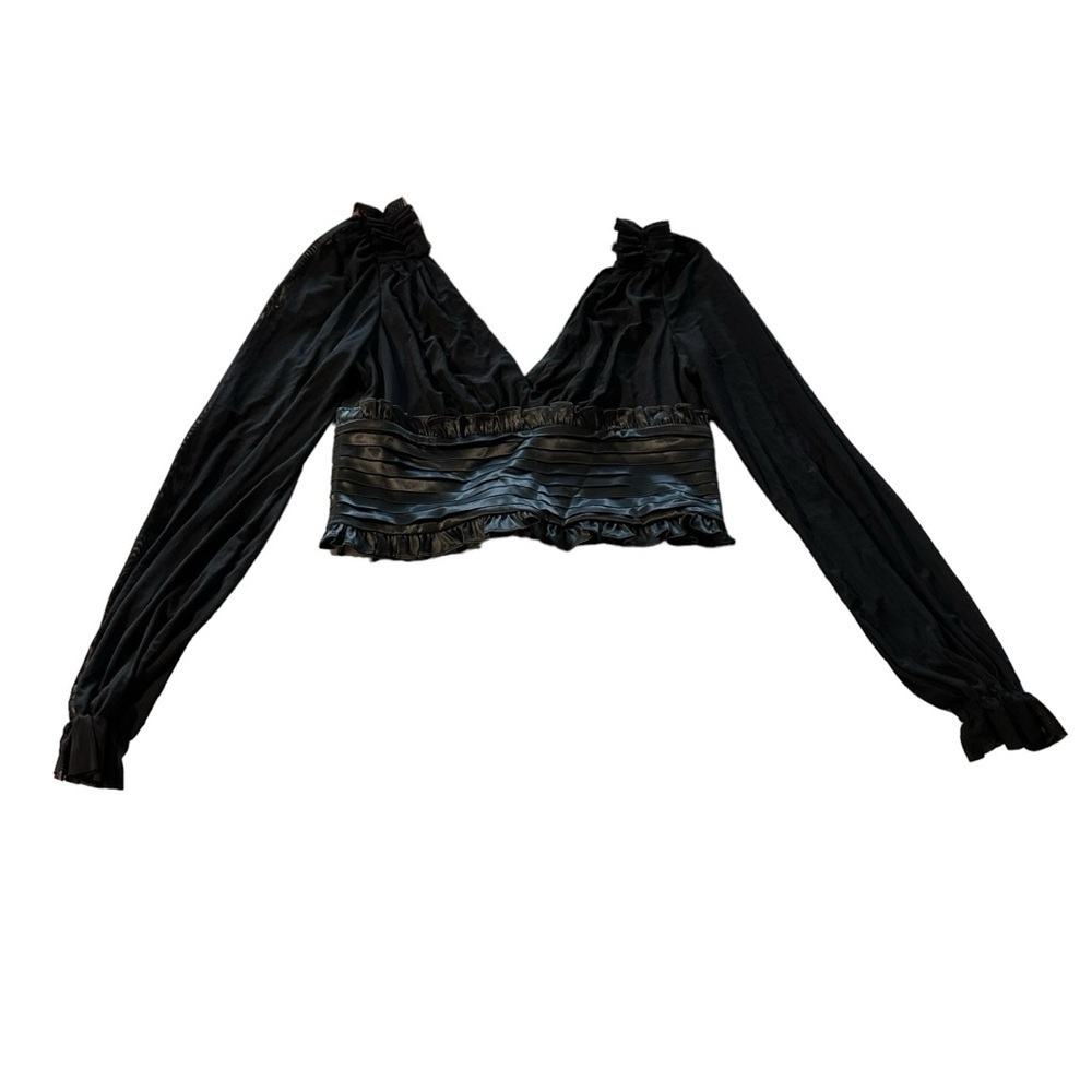 Akira black puff sleeve v-neck cropped blouse size large